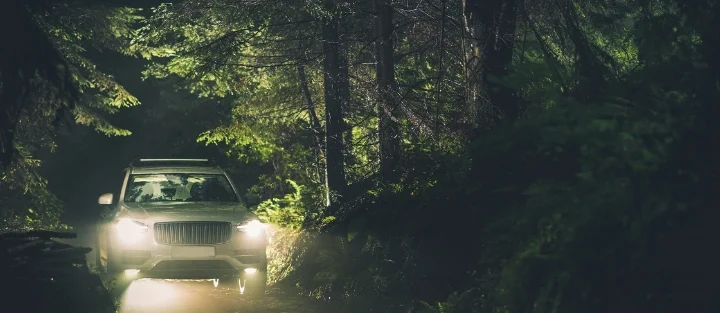 A Guide to Safe Nighttime Driving as Fall Approaches